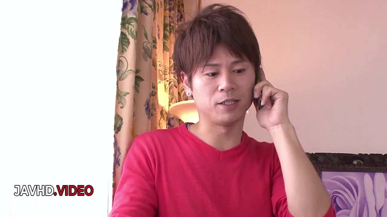 Seductive Japanese star shares steamy intimate moments