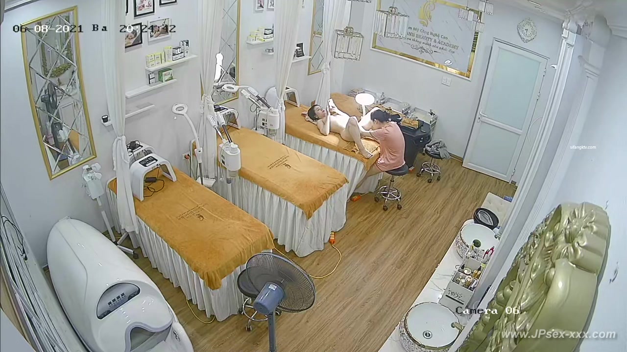 chinese cosmetic salon.2