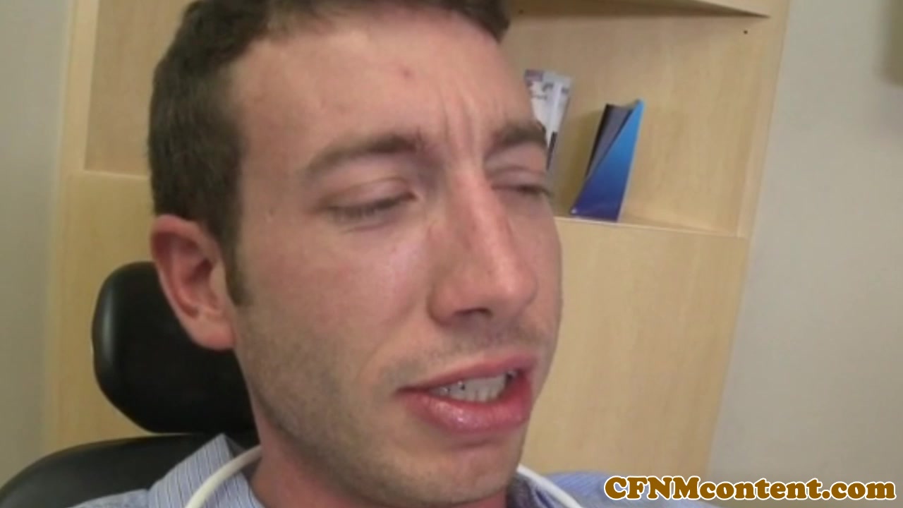 Femdom Jewels Jade jerking cock