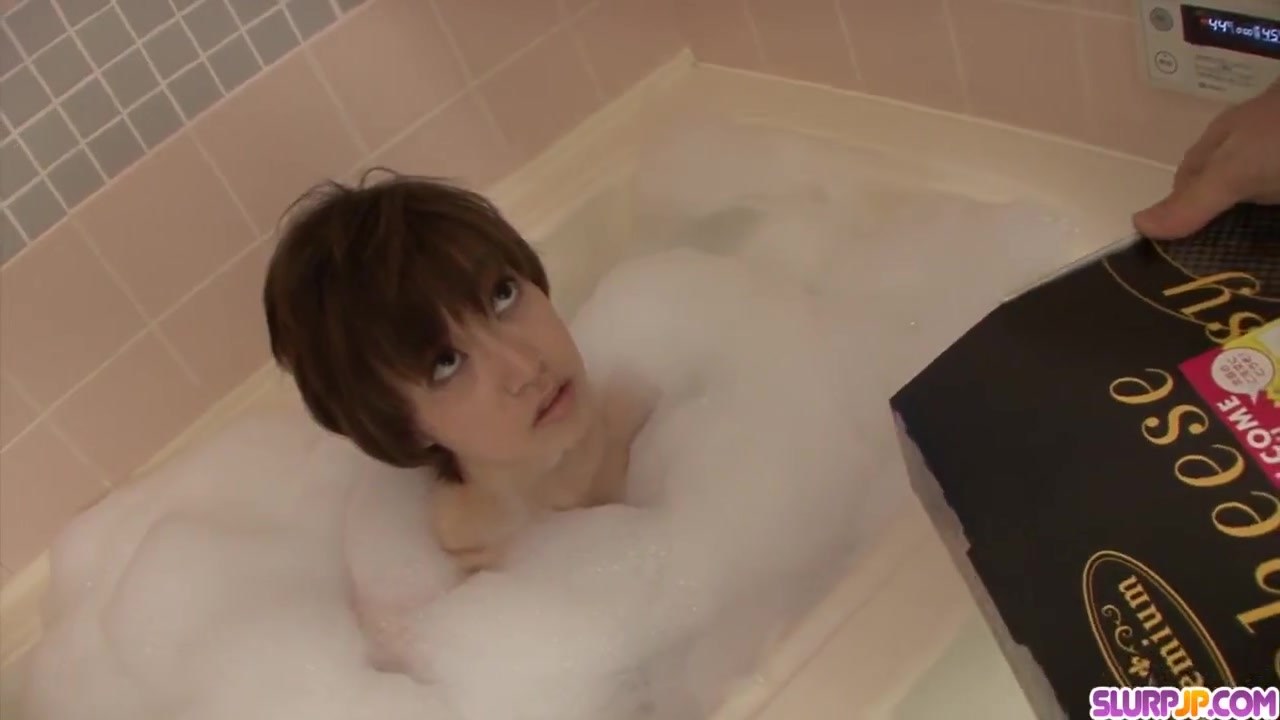 Soapy Blowjob Home Porn Along Wife Akina Hara - More At