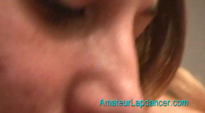 teen 18+ Zdenka does lapdance and BJ in bedroom