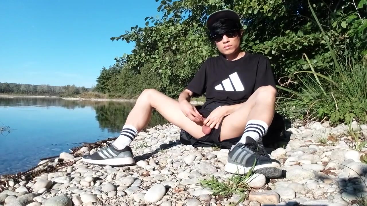 I Wank My Snake Then I See A Real Snake! Just Here Near The Place I Cum On My Thigh And Cumplay. I