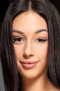Shania Vega