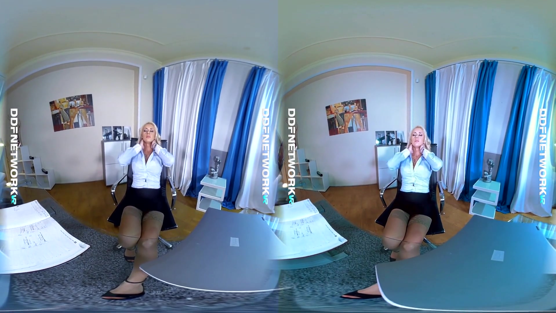 Christina Shine in Sexy and Horny: Gorgeous Solo Milf Pussy Play at the Office - DDFNetworkVR