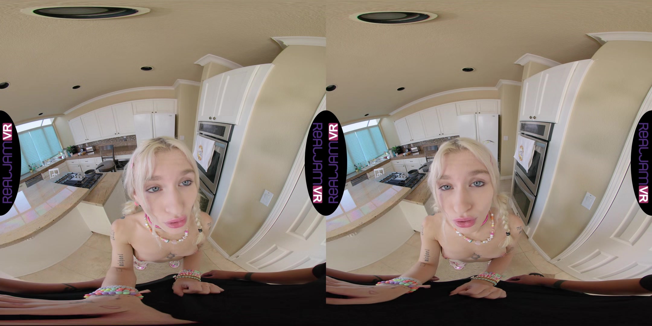 Horny Babysitter Emma Rosie