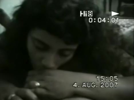 Fat girl sucks dick in Indian porn video