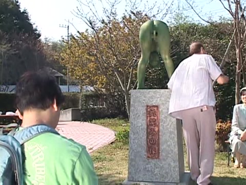 Cosplay Porn: Public Painted Statue Fuck 1