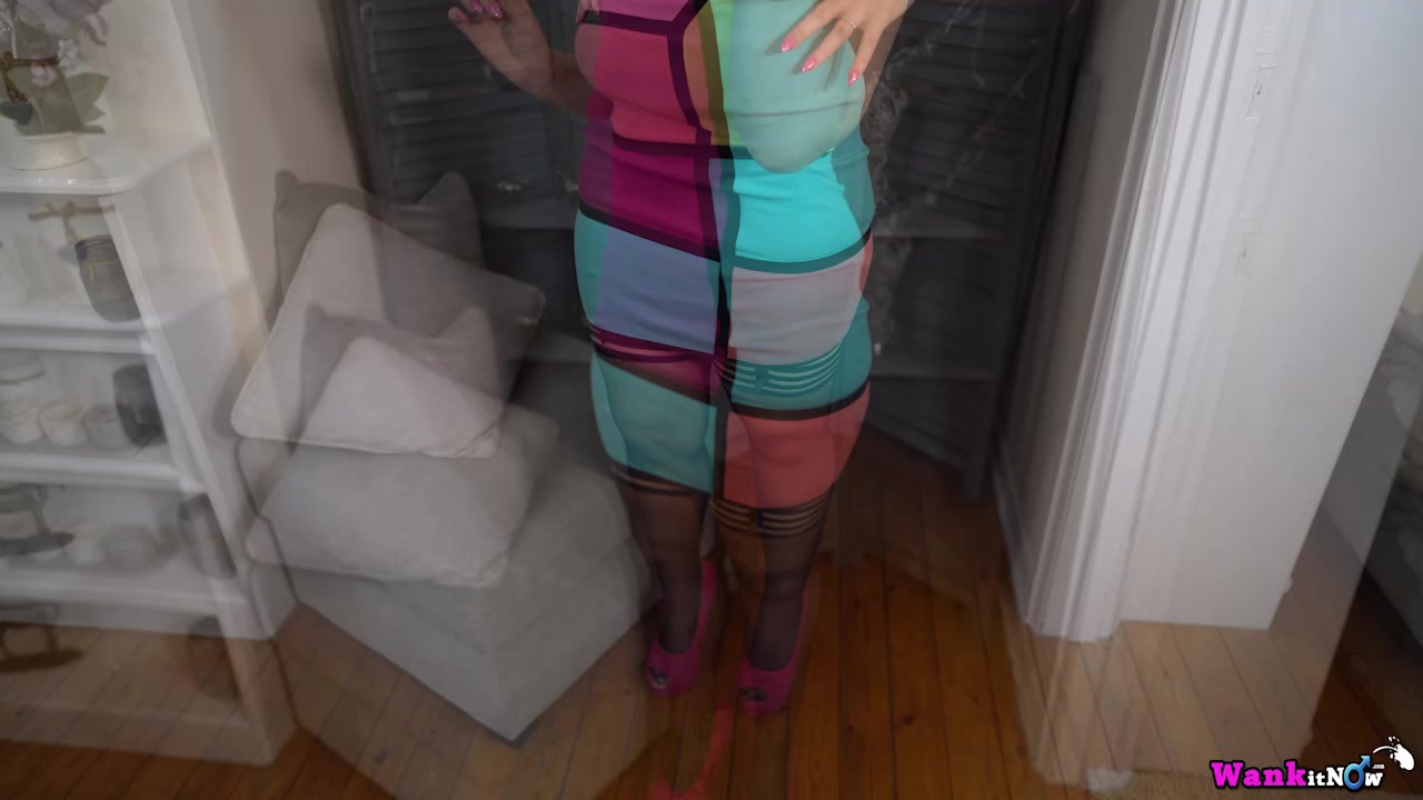 Mandy Foxxx - Going Out - Sexy Videos - WankitNow