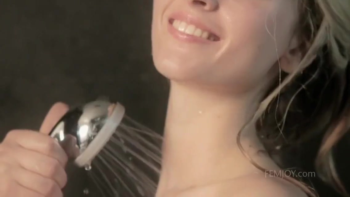 Carisha Maja - Her Breasts Are A Work Of Art 5 Min