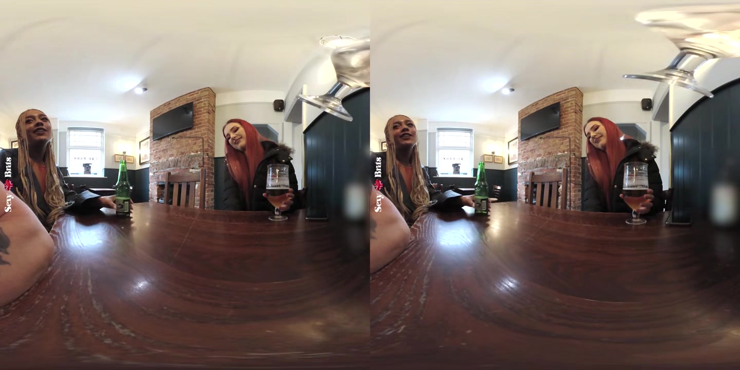 Pub Hook-Up With Two Teen Sluts - perVRt
