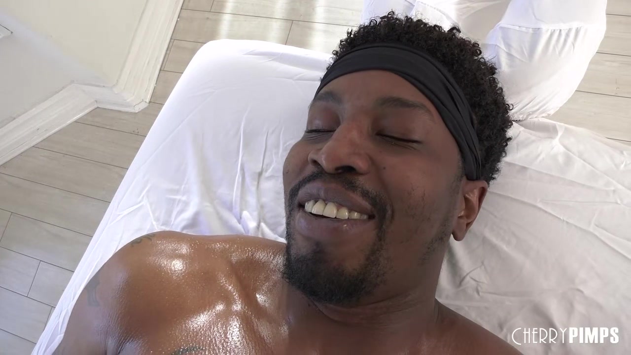 Petite Blonde Masseuse Ashley Lane Is in the Mood for Isiah Maxwells Big Black Cock