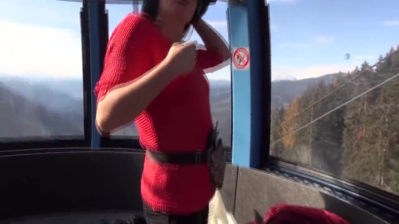 Public! Hot Ass Fuck With A Stranger On The Cable Car!