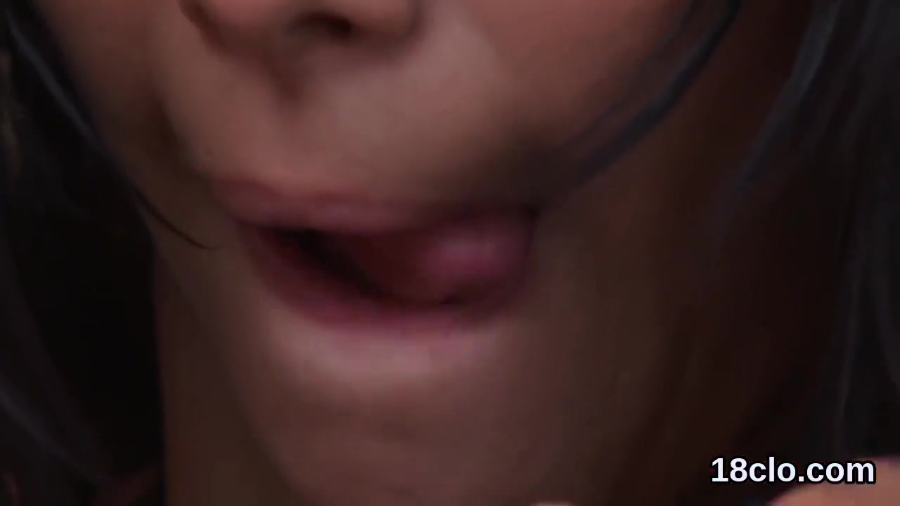Cute Sweetie Is Gaping Slim Cunt In Closeup And Having
