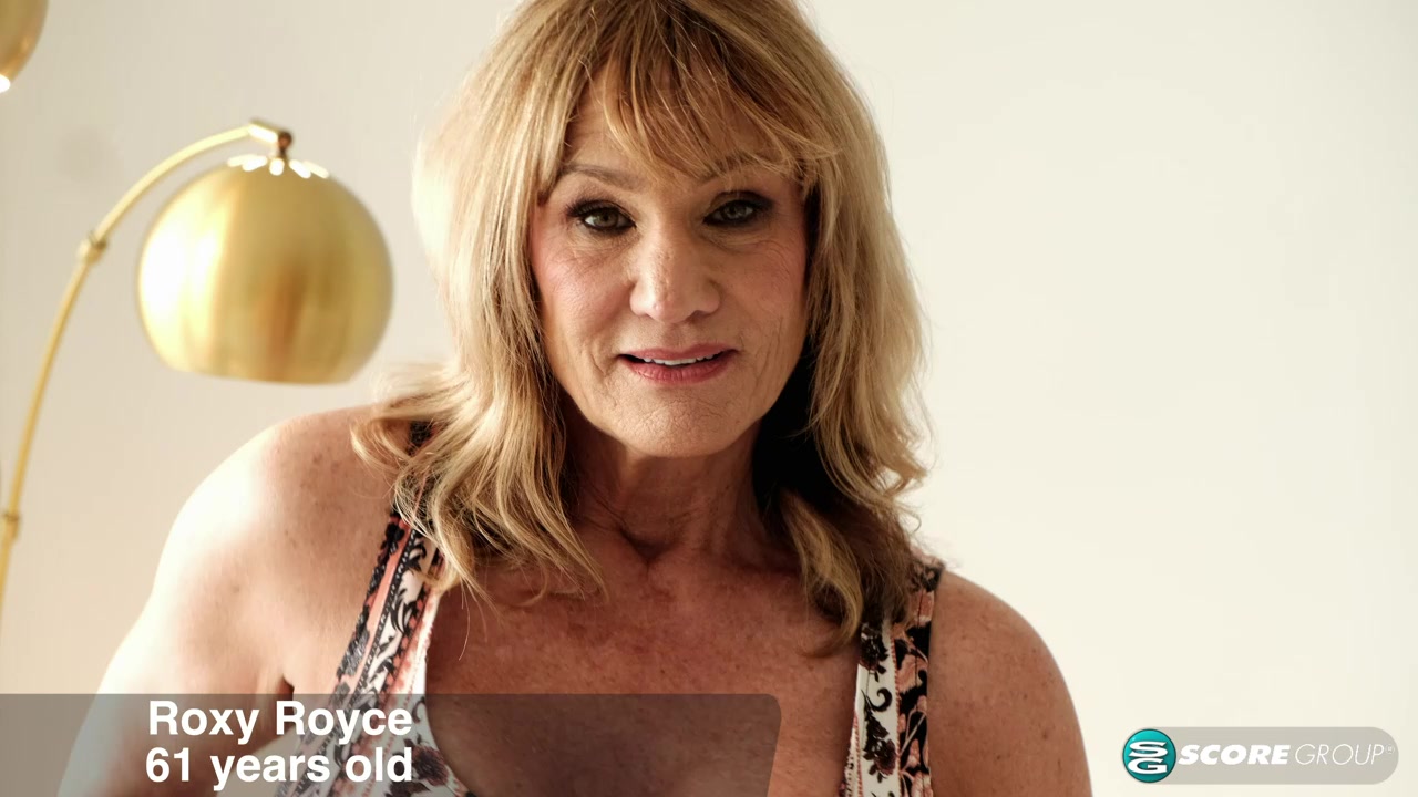 Huge-Titted Wife Roxy Royce Puts On A Show