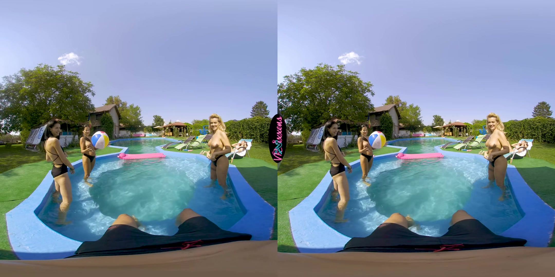 Foursome By The Pool - VRixxens