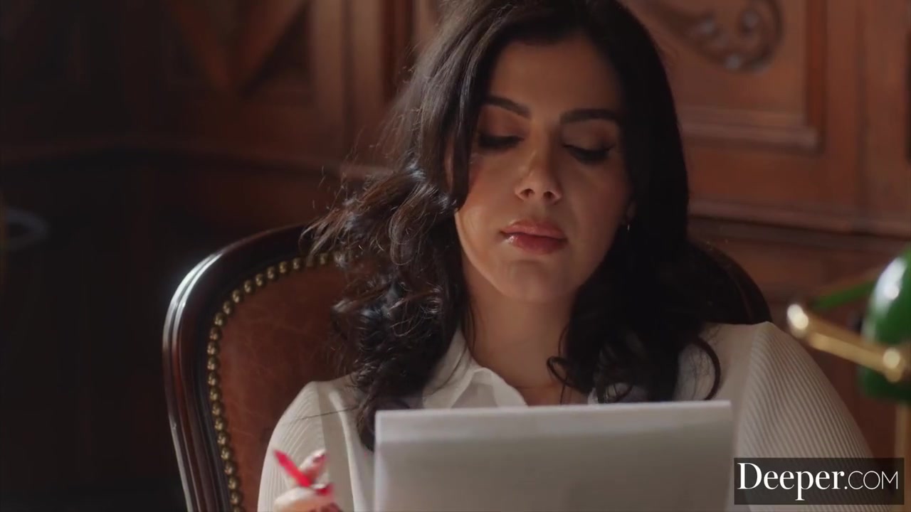 Jax Slayher And Valentina Nappi - Naughty Secretary Valentina Rides Her Boss Bbc