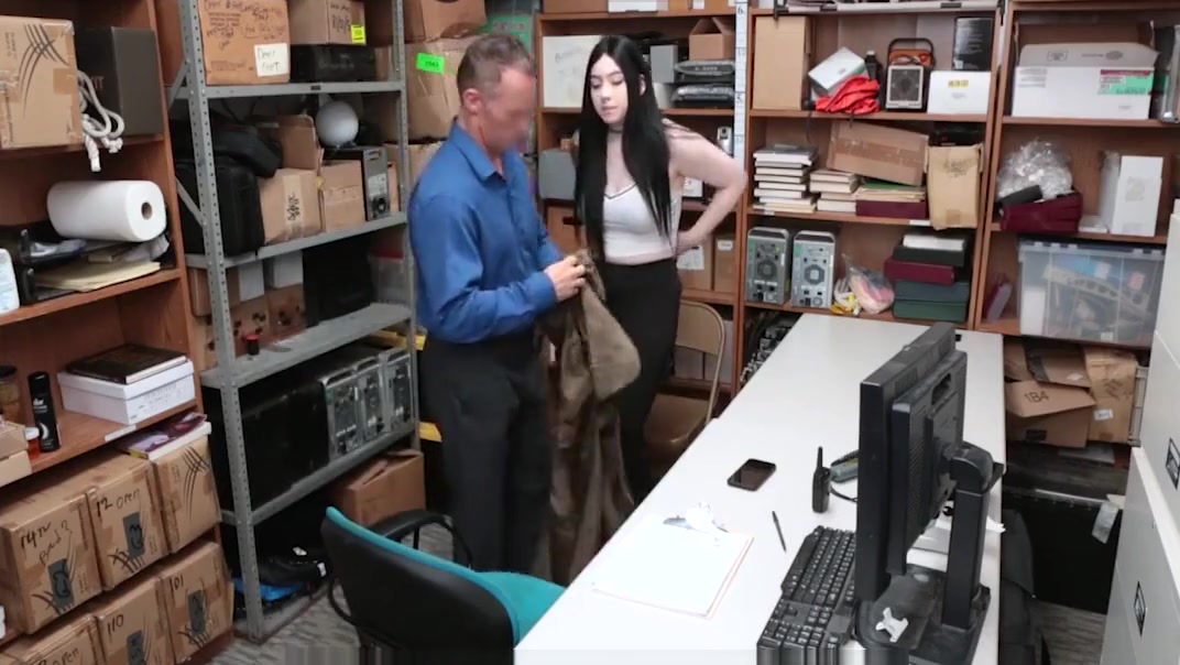 ShopLyfter - Busty Thief Gets Punished By The Guard