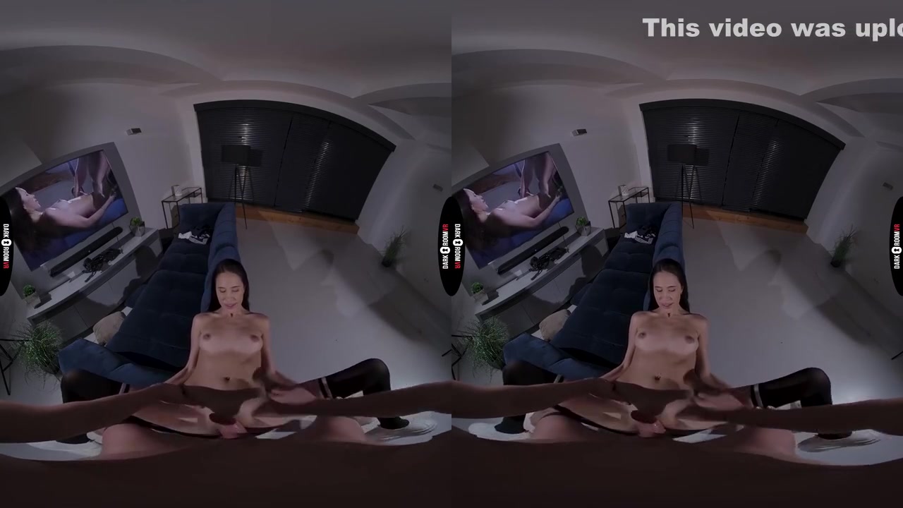 Virtual Reality - Deep Throat On Camera