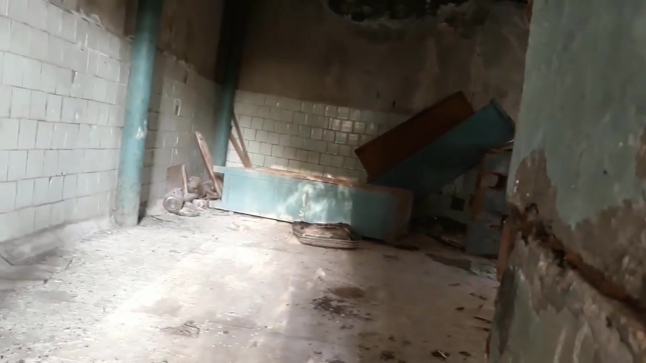 ⭐fucking A Girl In An Abandoned Building