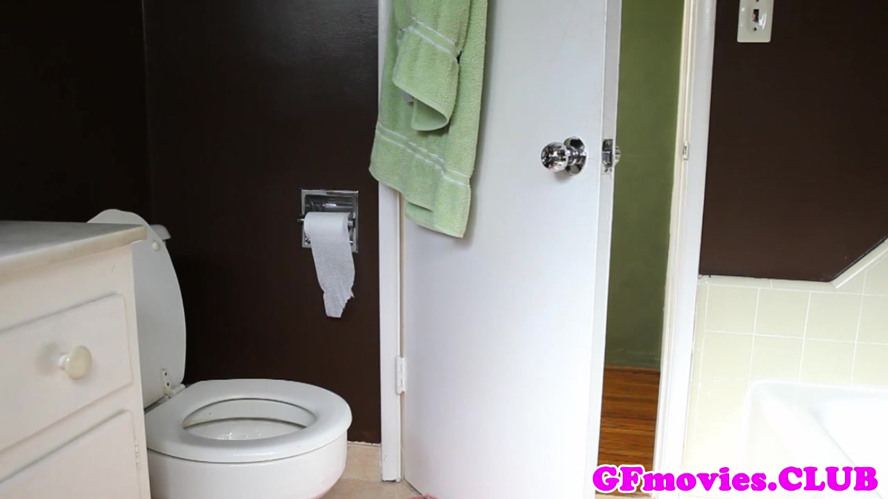 Lesbian girlfriend Kiera Winters pussylicked