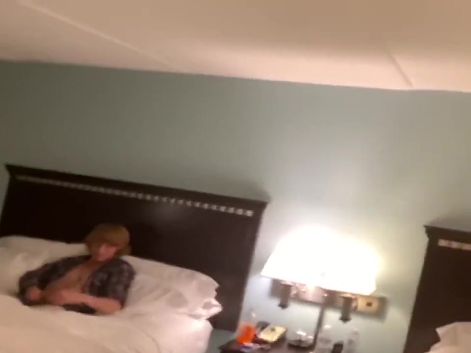 Stepsis and bro alone on vacation