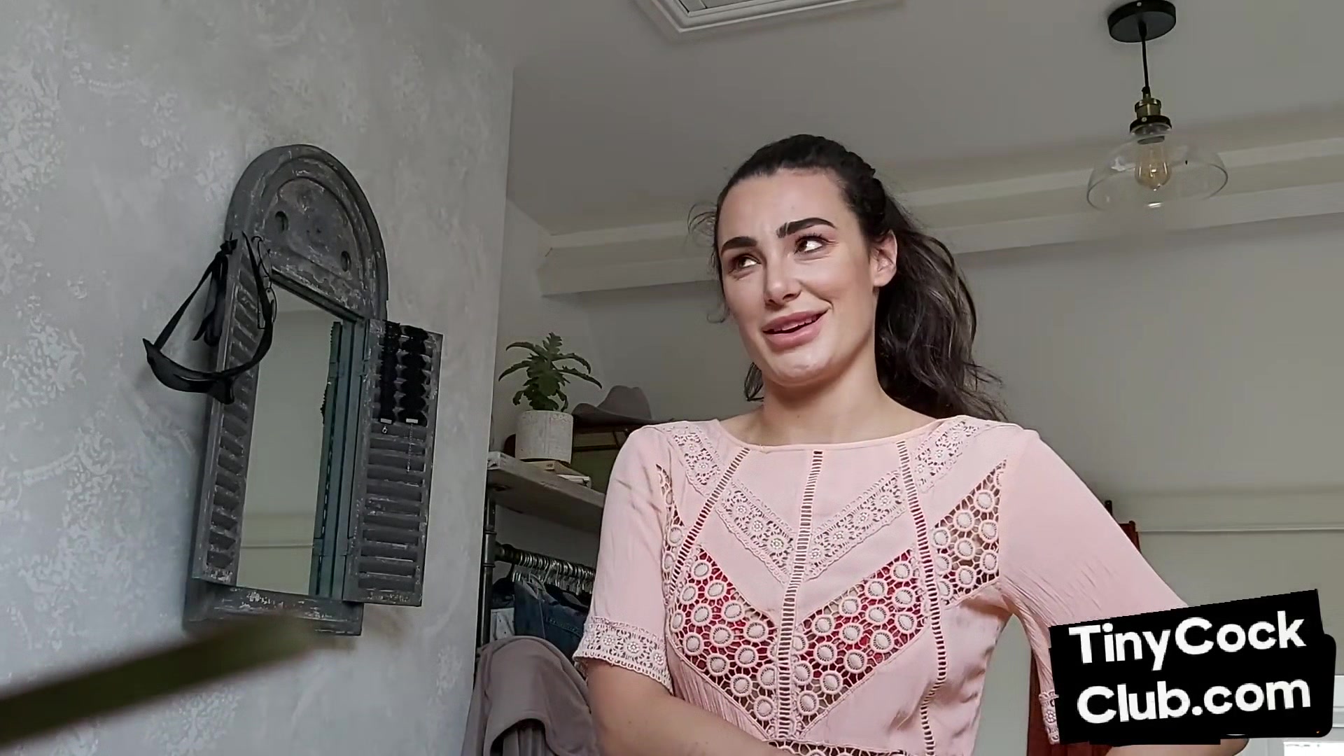 Real SPH amateur brit laughing of incel