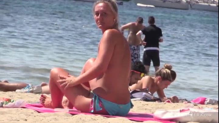 Chunky MILF Nipples - BeachJerk