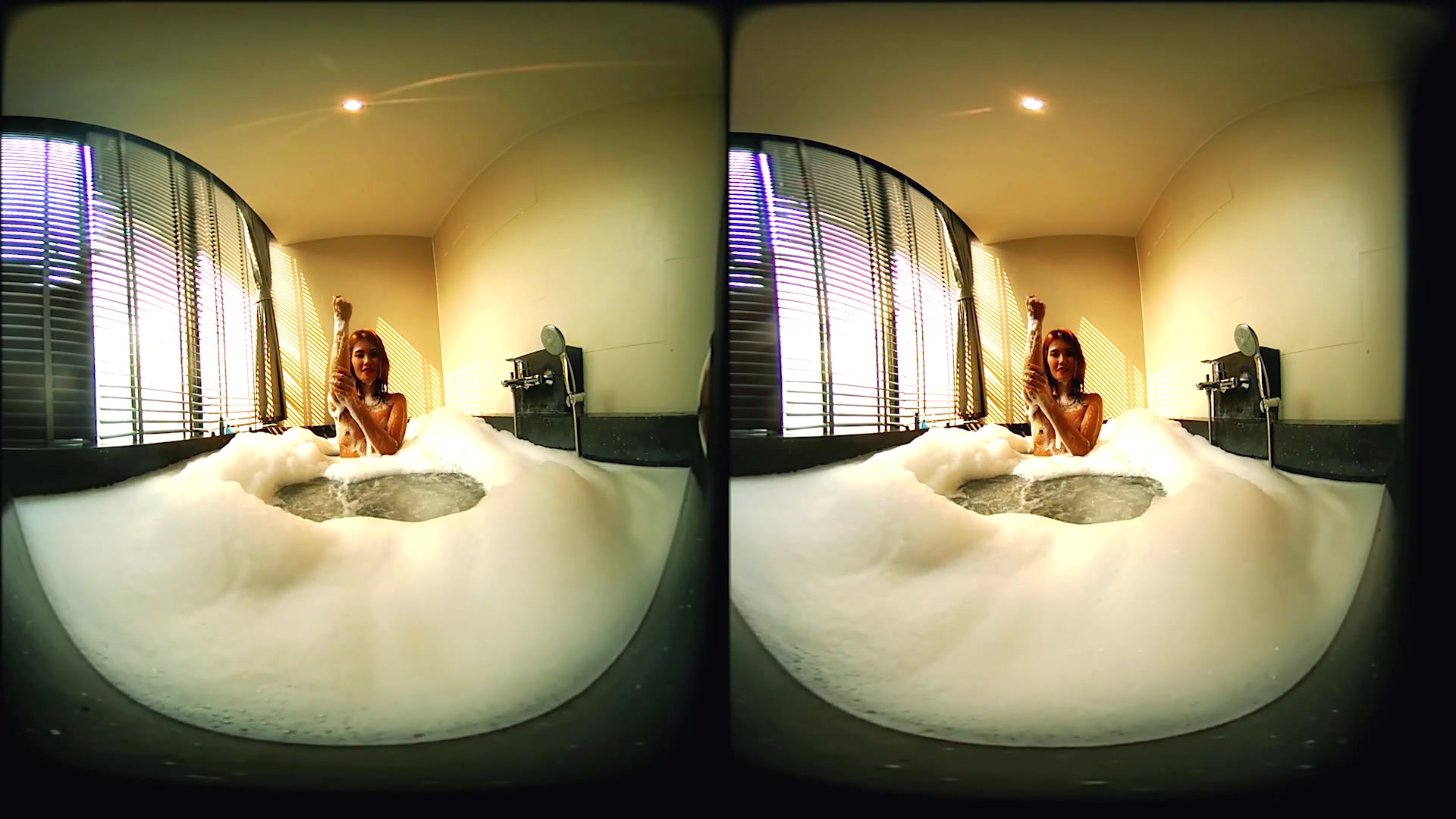 Wet Finger Games In The Whirlpool 2 - VRPussyVision