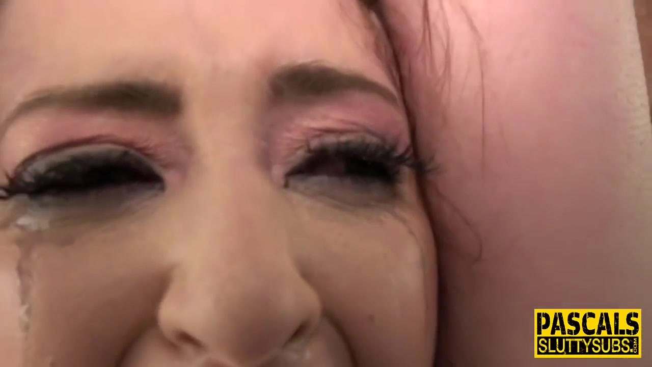 Fat Bdsm Slut Toying Her Pussy