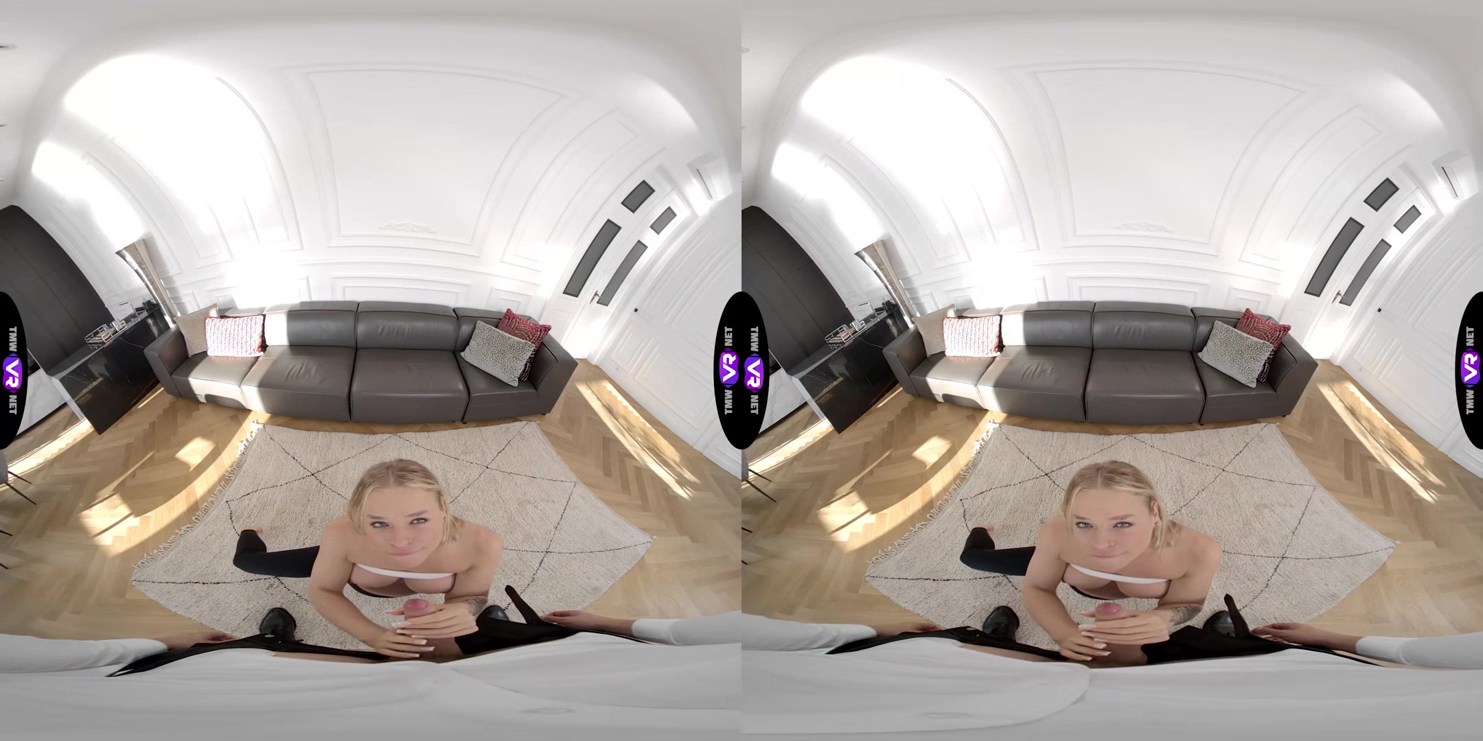 Sucking when doing splits