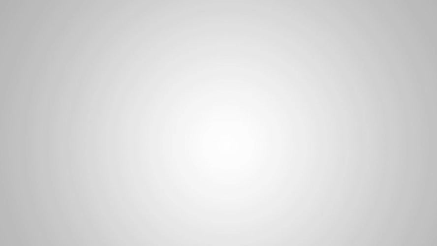 Sunniva Lind On Back Jiggle Show Trance