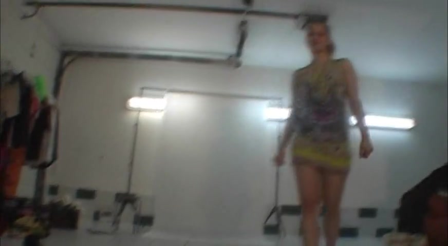Czech Step mommy does lapdance and BJ