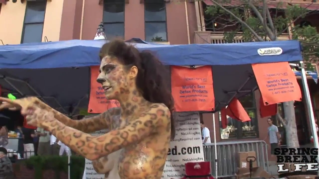 Flashing in Key West - SpringbreakLife