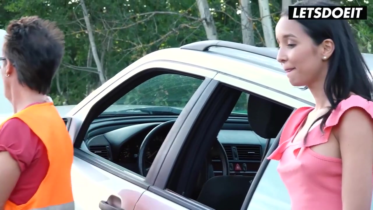 Francys Belle In Is Down For Some Hard Fuck With Big Dick Mechanic