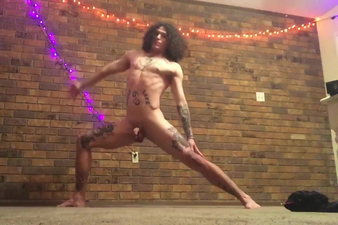 Gabriel Nude Yoga Quick Afternoon Session With Black Angel