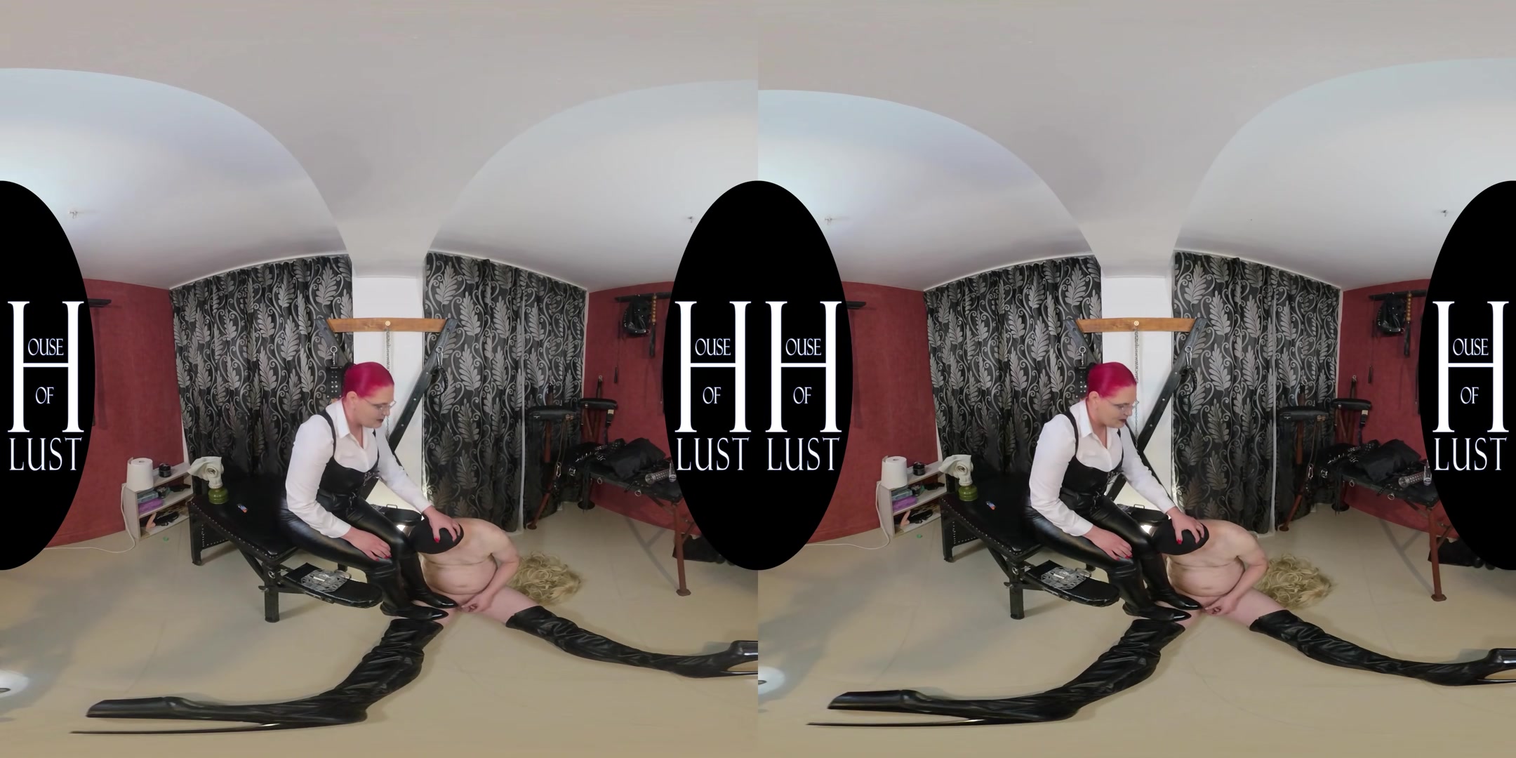 Goddess Andreea - Don't Sniff My Leather! - VRVids