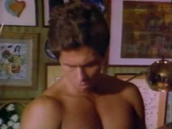 Christy Canyon, Bunny Bleu, Blondi in classic xxx video