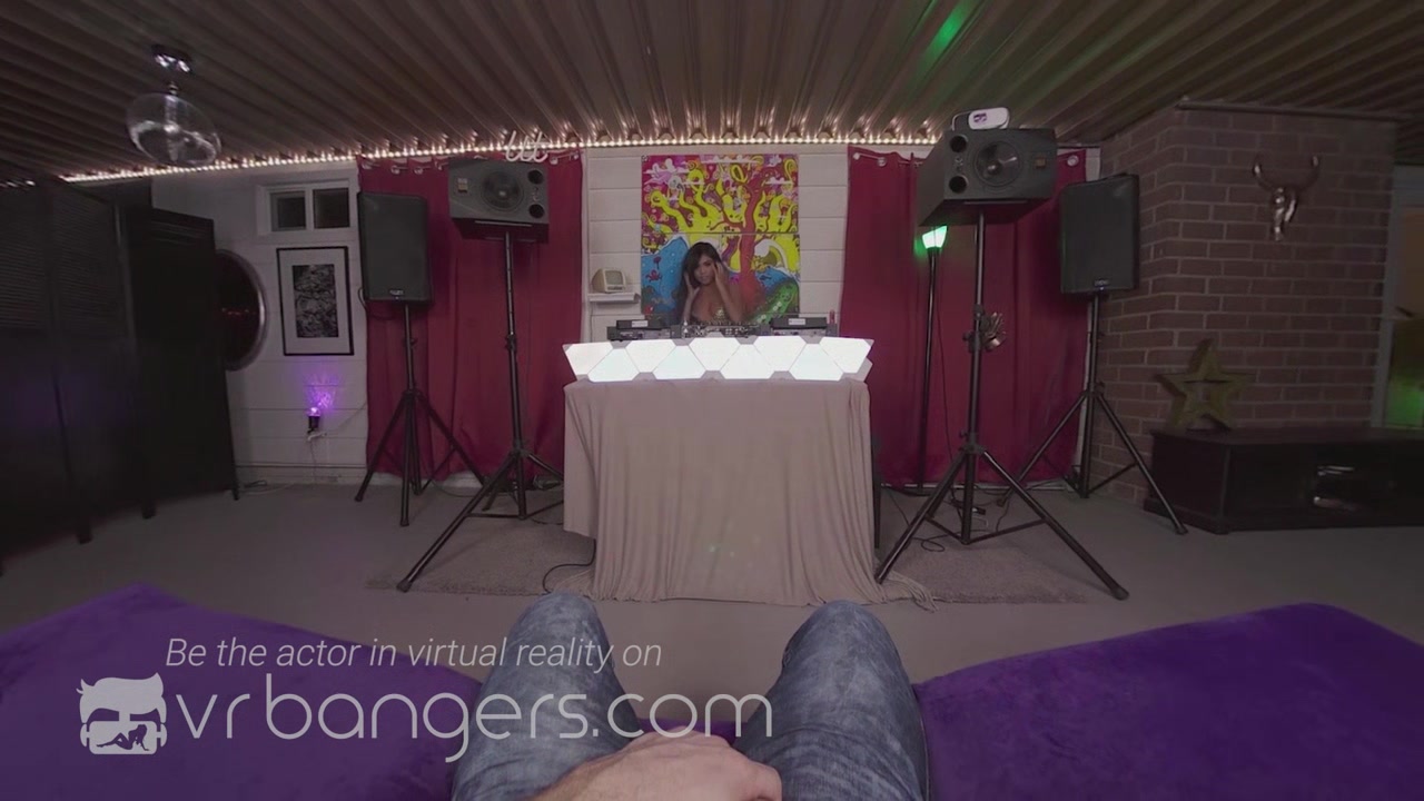 VRBangers Sexy Asian DJ Rocks Your Hard Cock In Her Mouth