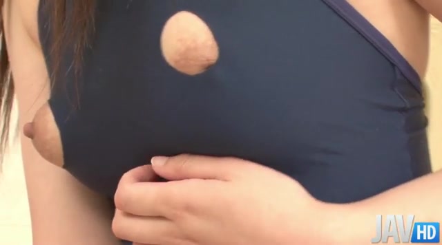 パイパンしずくのスクール水着プレイ