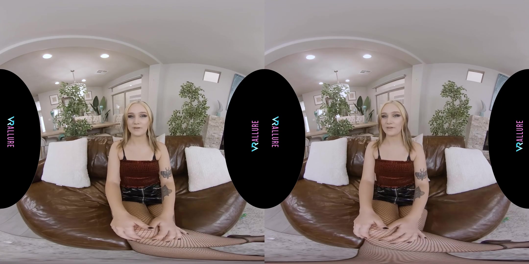 Gwen Tells You Her Favorite Fetishes!; Cute Blonde Babe Solo with her Toys