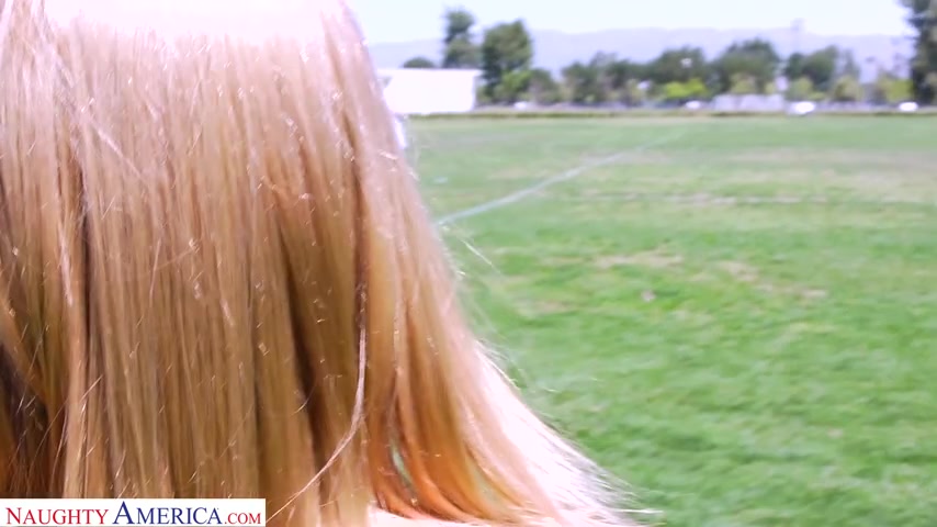 Krissy Lynn gets her wet pussy fucked by a stranger - naughtyamerica
