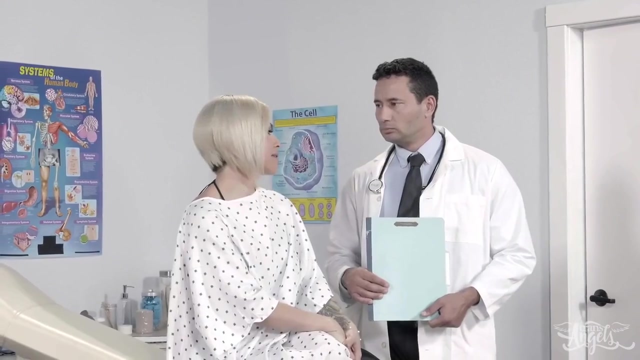 Foxxys Medical Passion In Hospital Heat