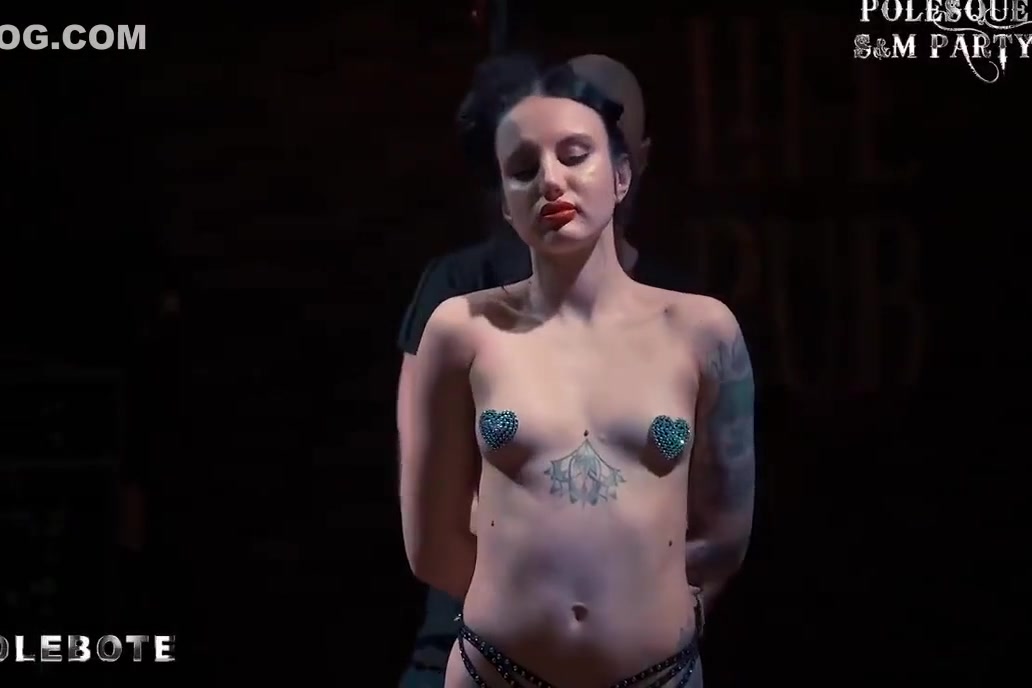 Shibari Performance