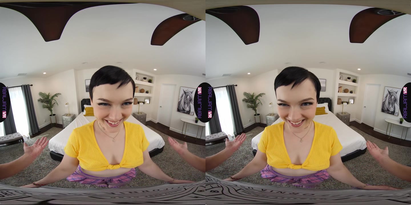Anal Beads for Short Haired Babe - RealJamVR