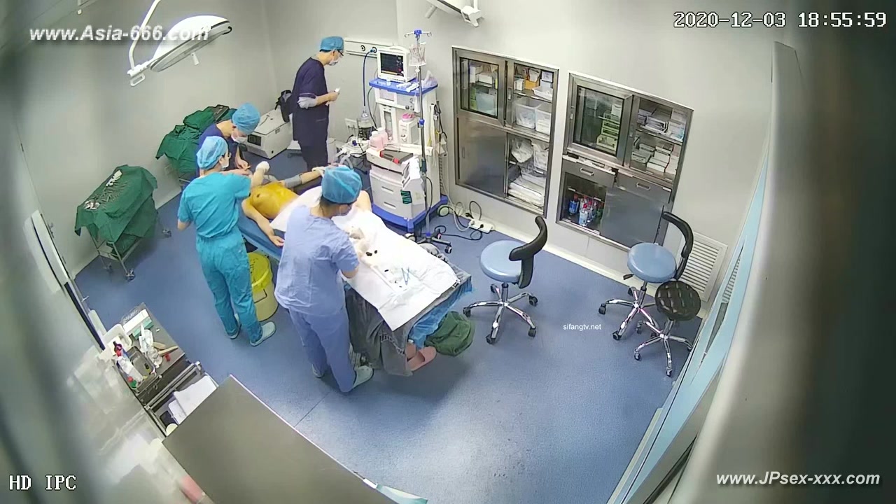 Peeping Hospital patient .4