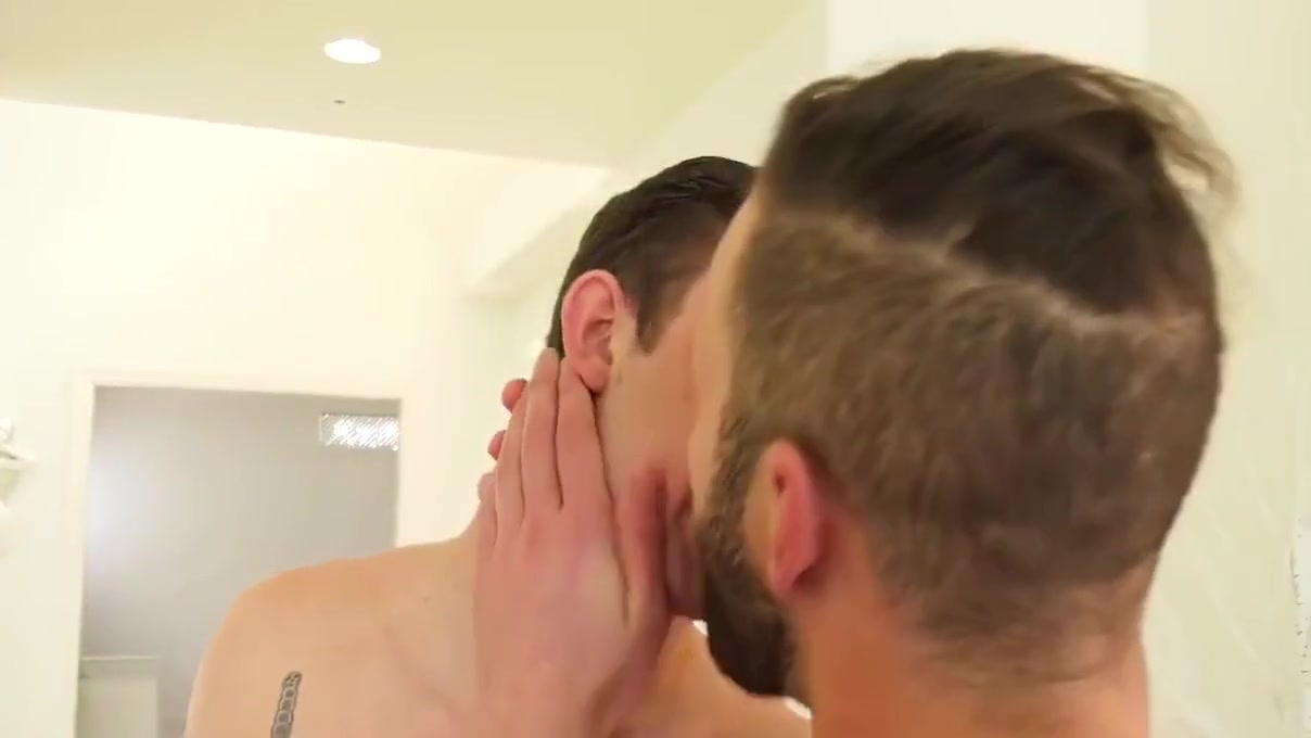 Step brother Gives Sis A Hand With Husbands Massage