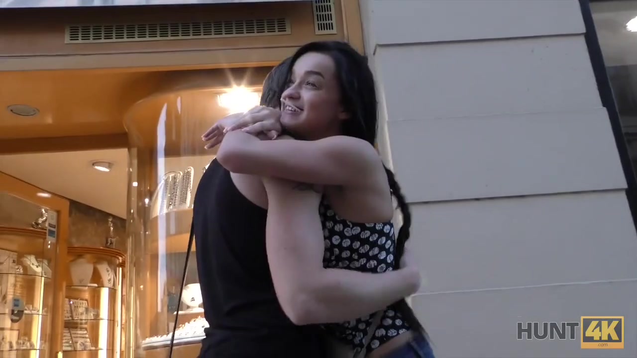HUNT4K. Poor guy has to watch girlfriend's awesome sex for money