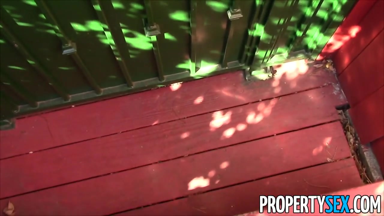 PropertySex Rookie Real Estate Agent Fucks at Open House Homemade Sex