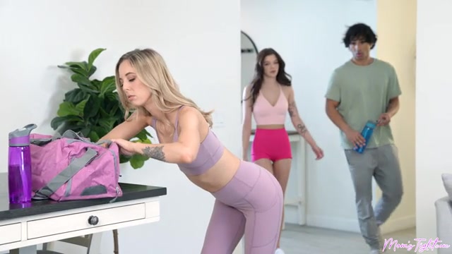 Stepmoms Young Dick Workout - S2:E10 - Momlover