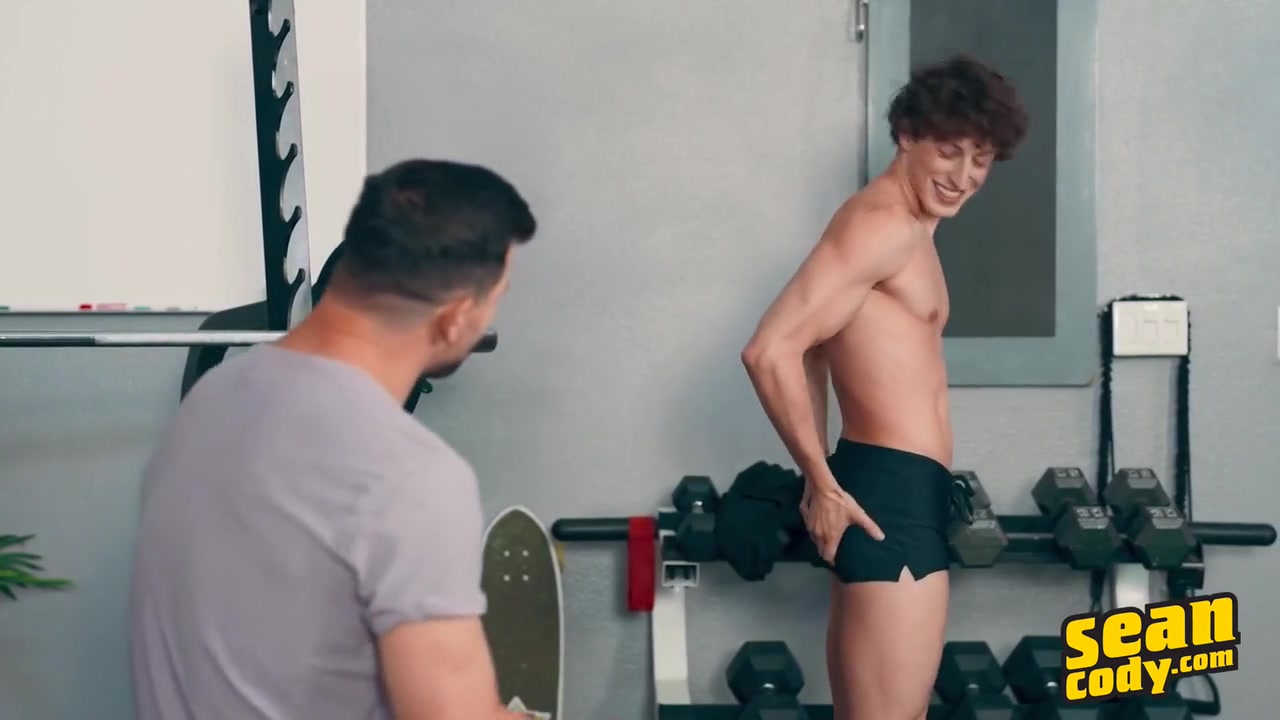 Short Shorts Reveal Juicy Secrets - Sean Cody
